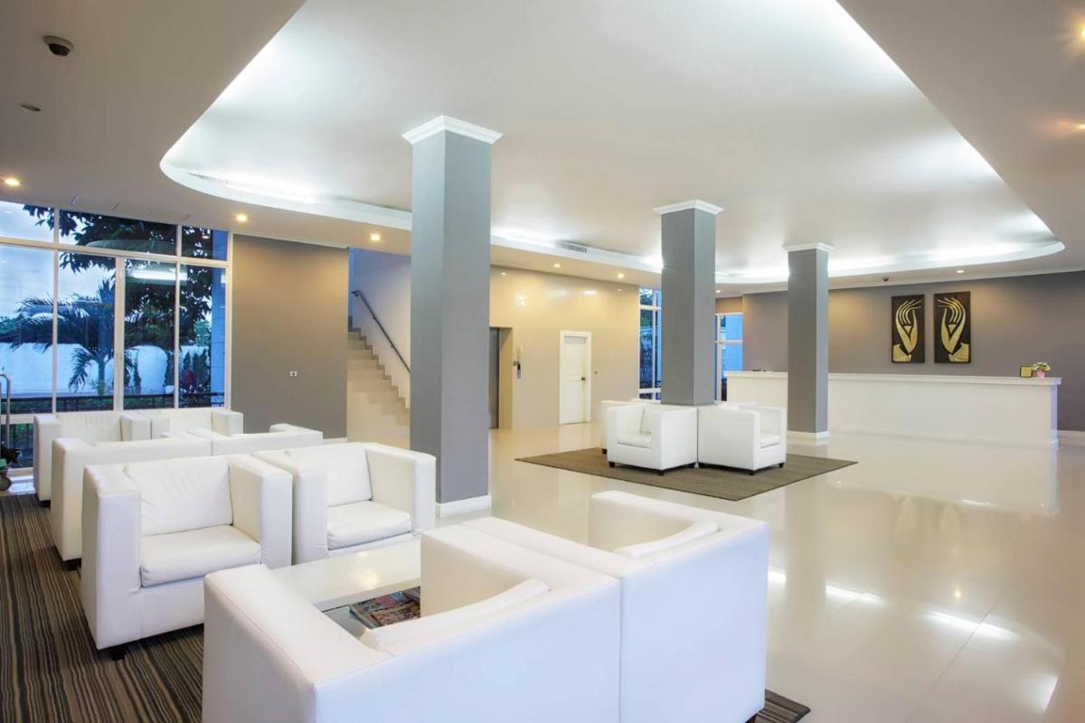 La Vie En Rose - SHA Plus - Housity