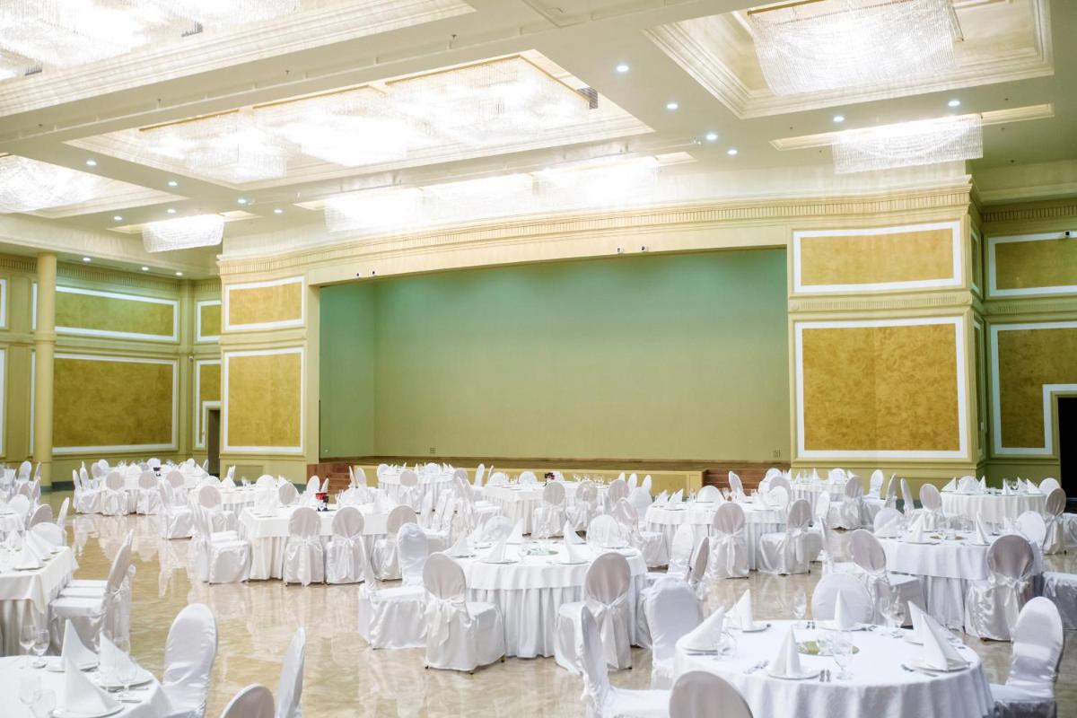 Suitetrails - 7 Days City Hotel