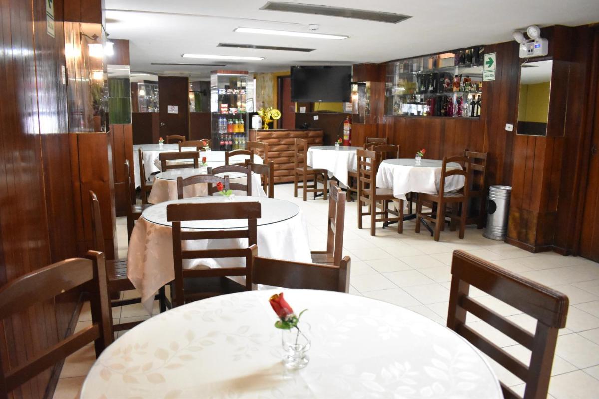 Hotelˈs Acolla - Housity