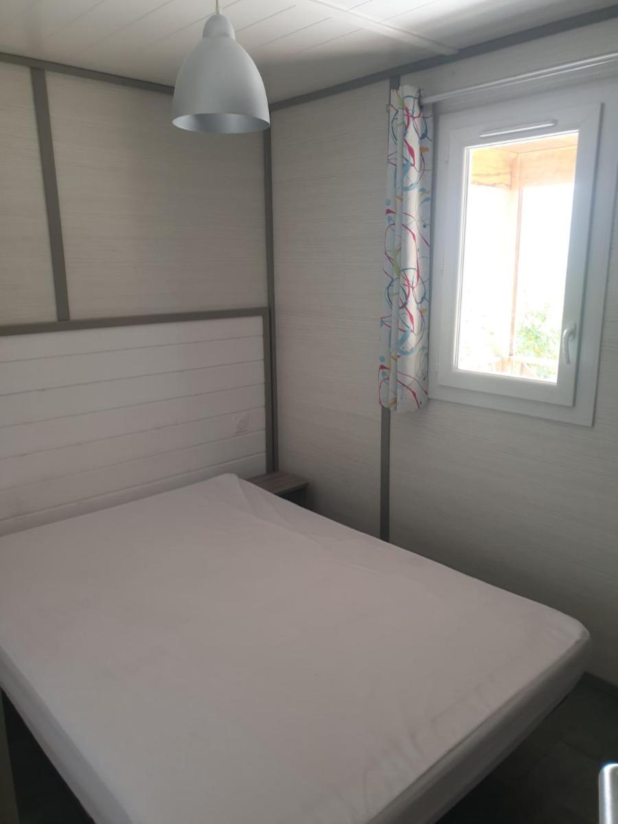 CAMPING MUNICIPAL LA SAPINETTE - Housity