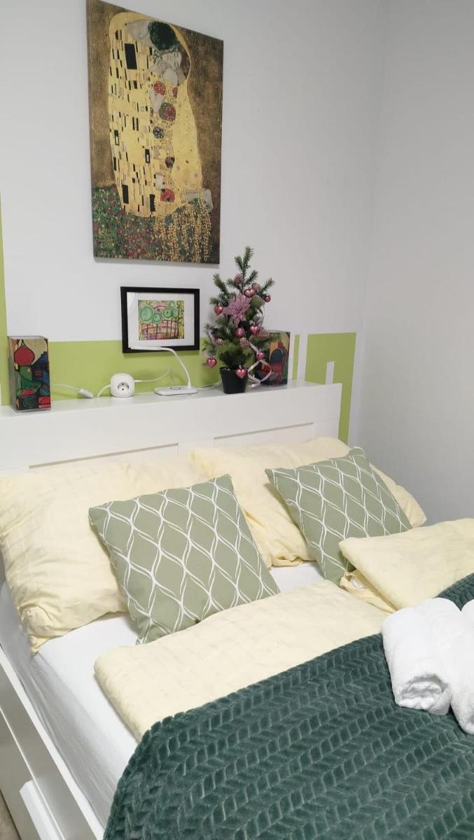 Centrally and green - Housity
