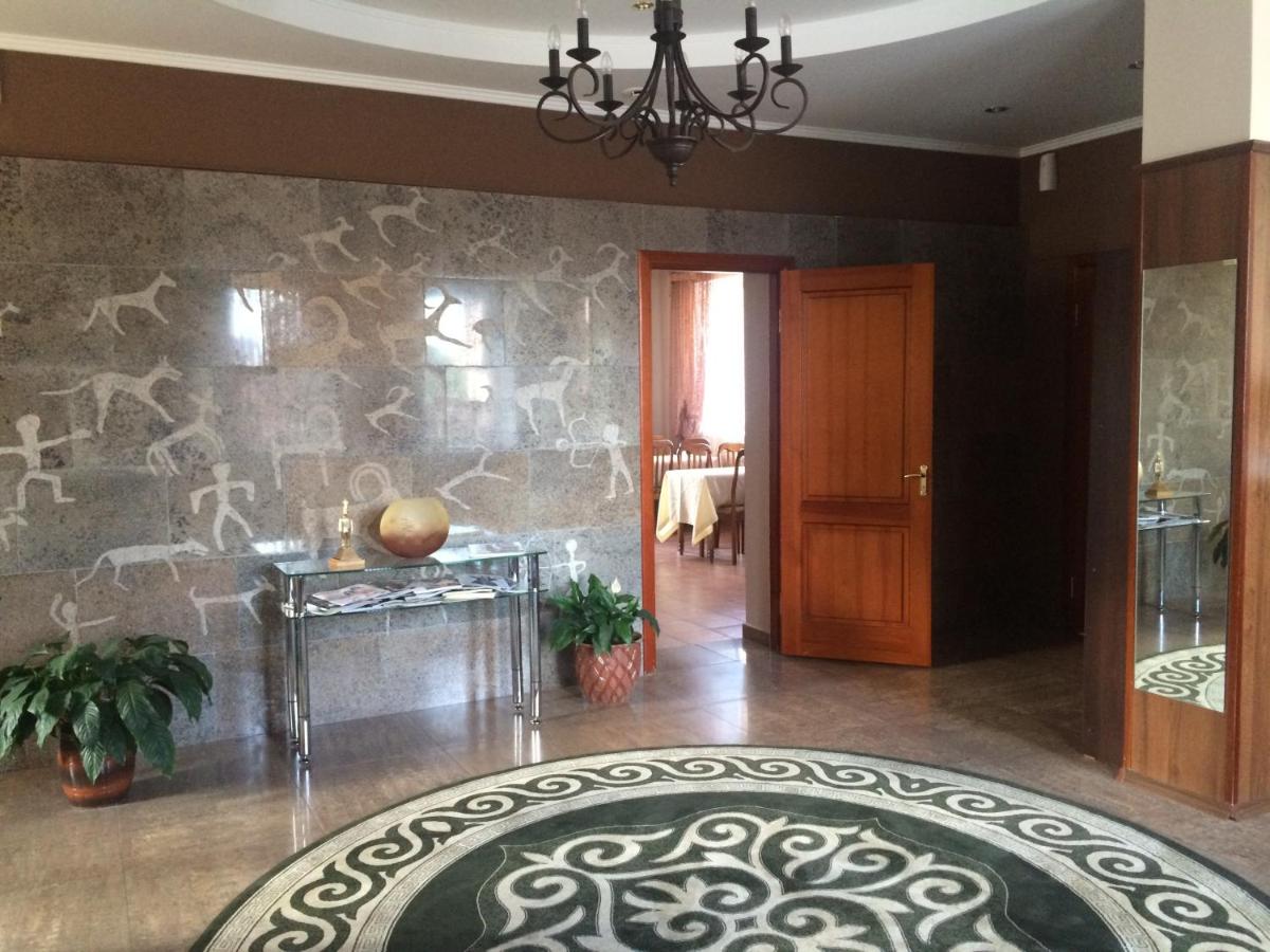 Altyn Adam Hotel - Housity