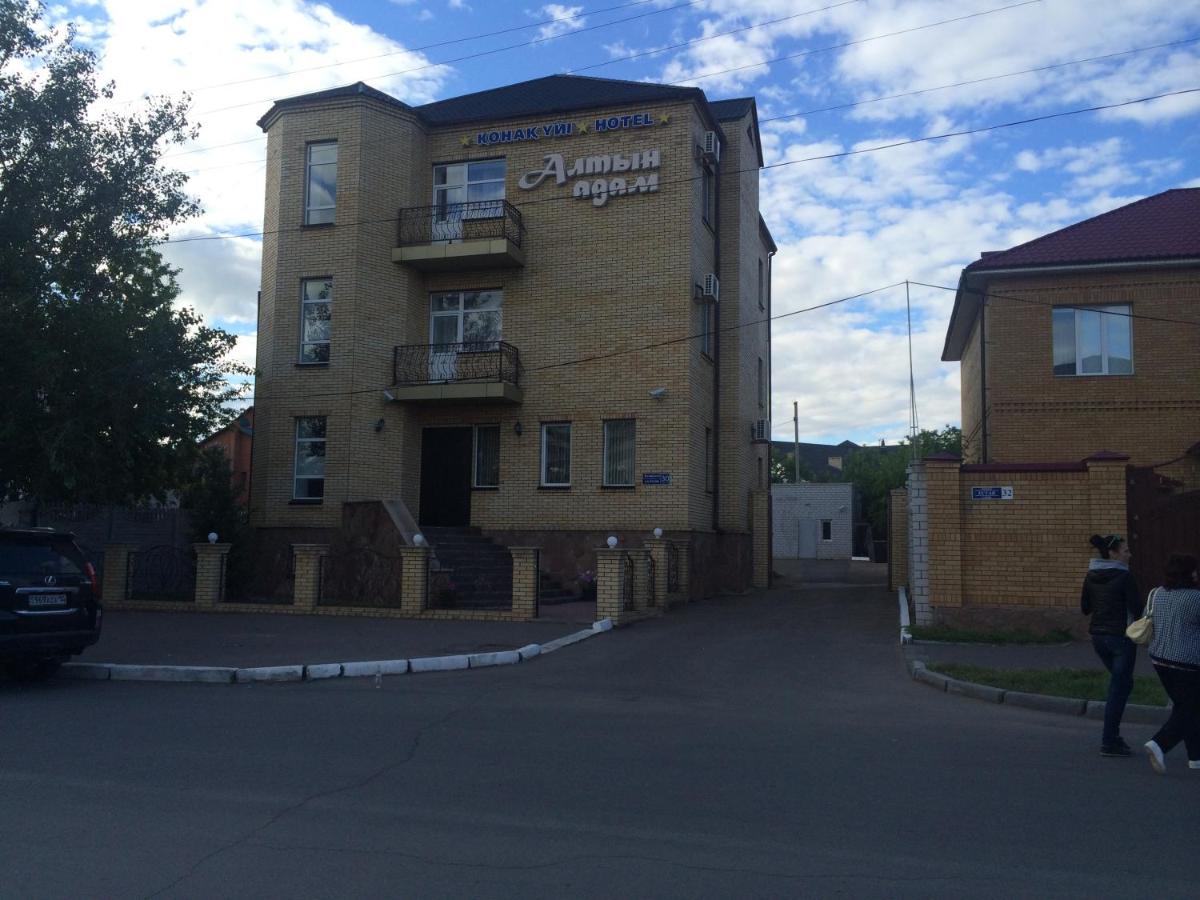 Altyn Adam Hotel - Housity