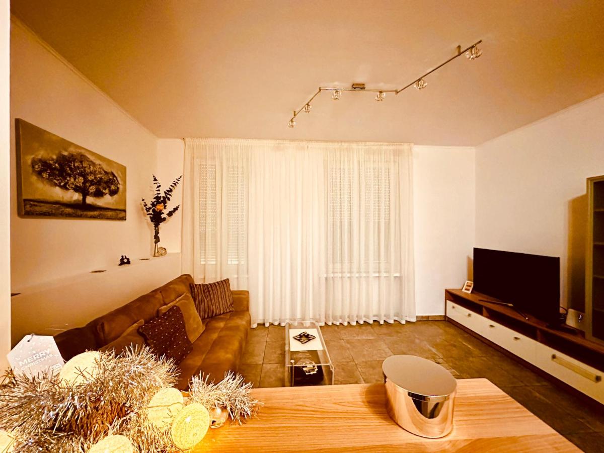 Suitetrails - Apartment in Centre of Zagreb - Lions Den