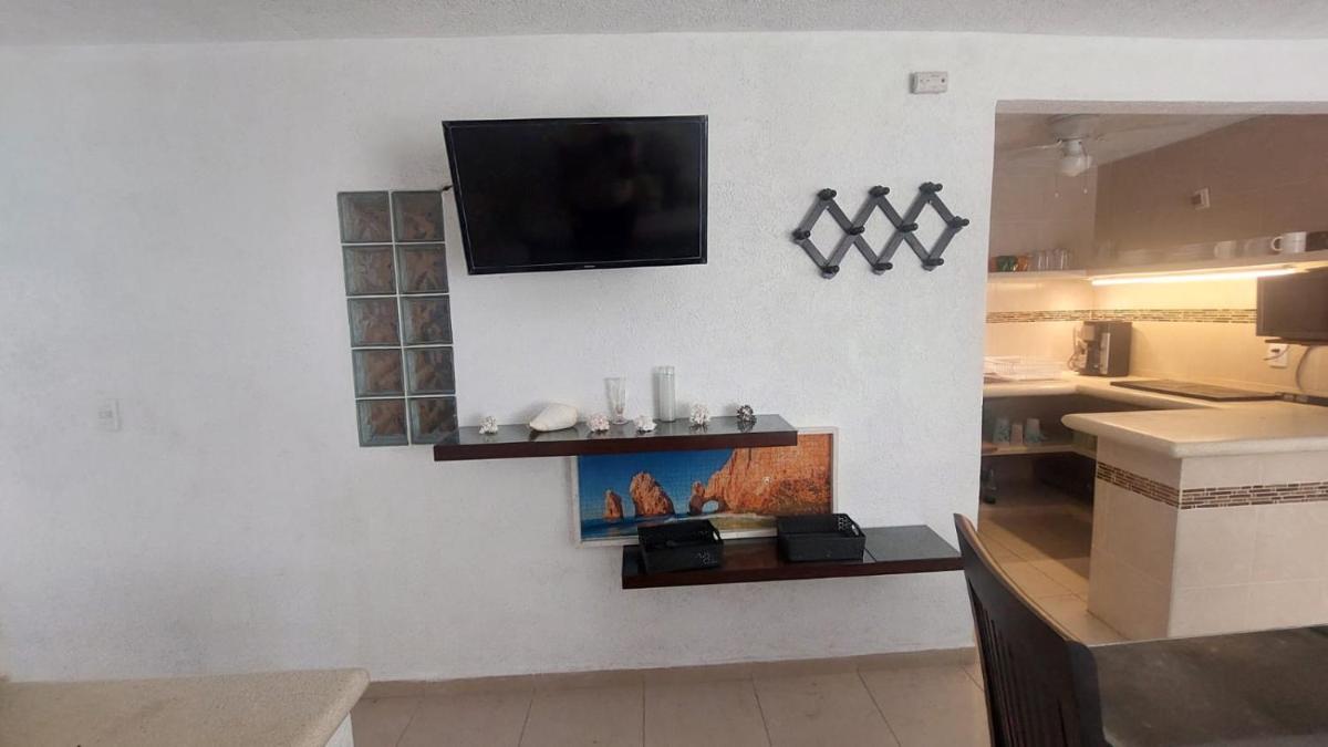 Depa Marina Diamante · Depto PB internet Alberca Palapa Acapulco Marina Diamante - Housity