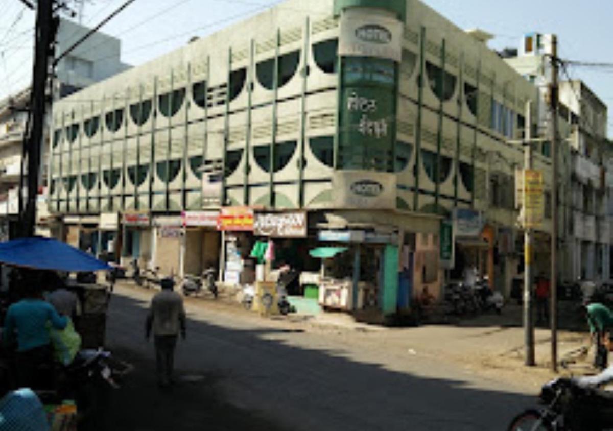 Hotel Indrapuri Amravati - Housity