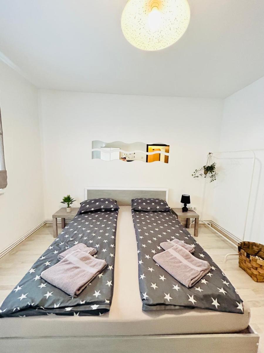 Alisz Apartments - Housity