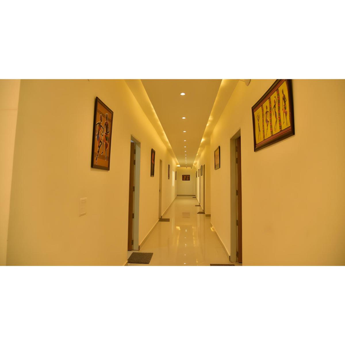 Suitetrails - Radha Madhav Hotel & Banquet