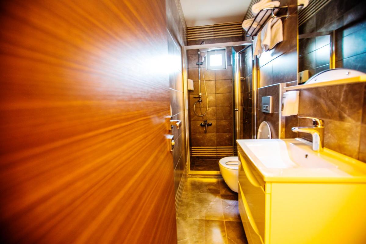 RİVADA HOTEL - Housity