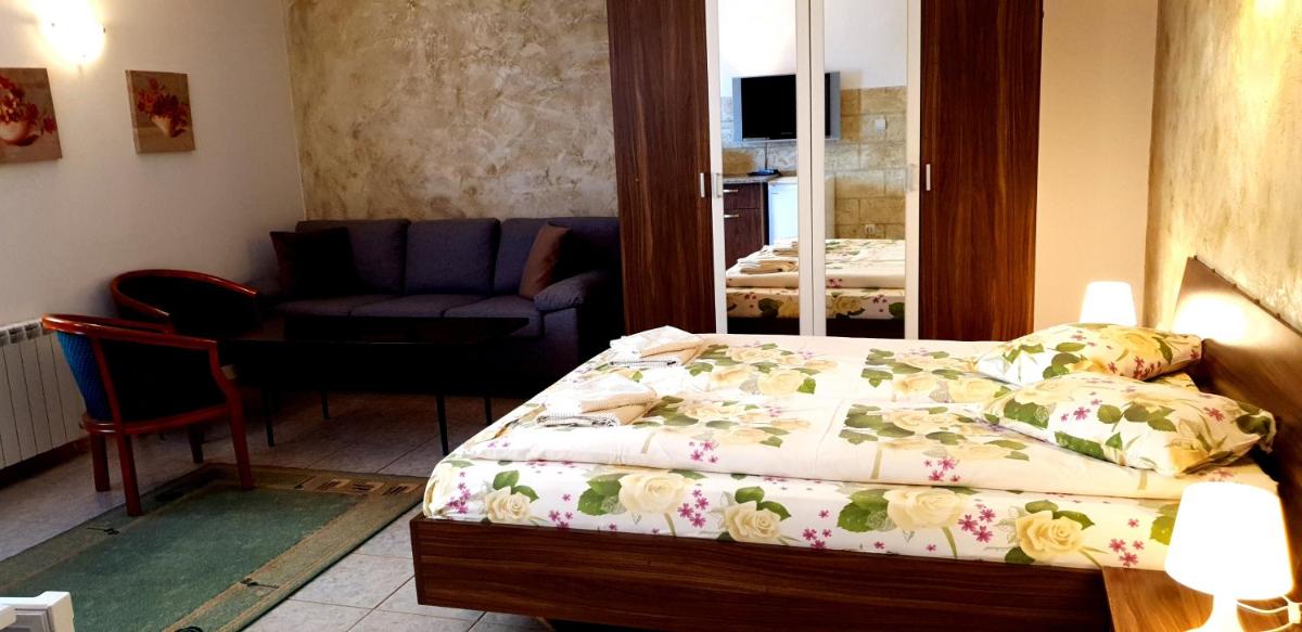 Andro Apartments - Housity