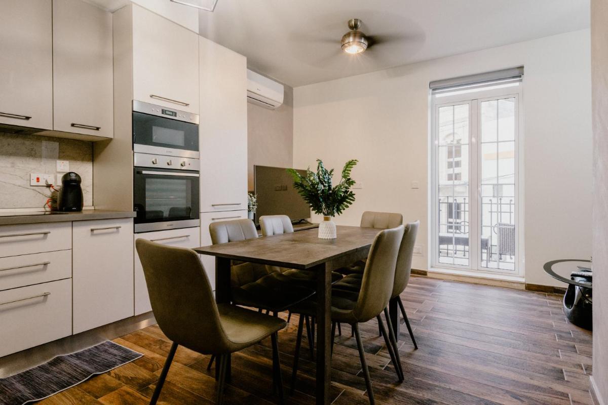 LA88 Bayview Apartment I - Housity