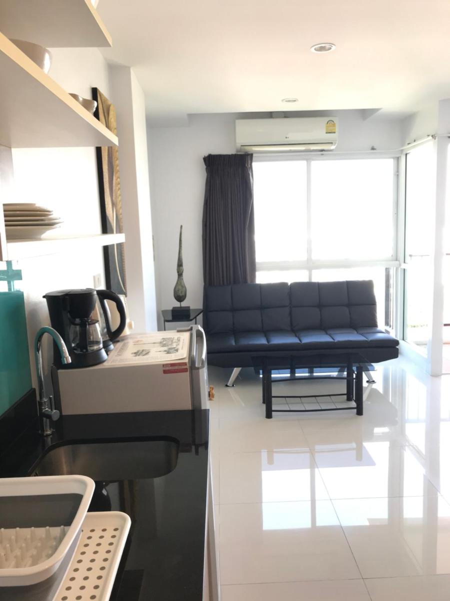 Diamond Suite - Housity