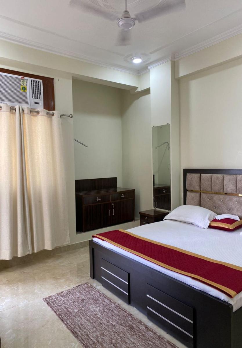 Suitetrails - Shri Ram Paying Guest House