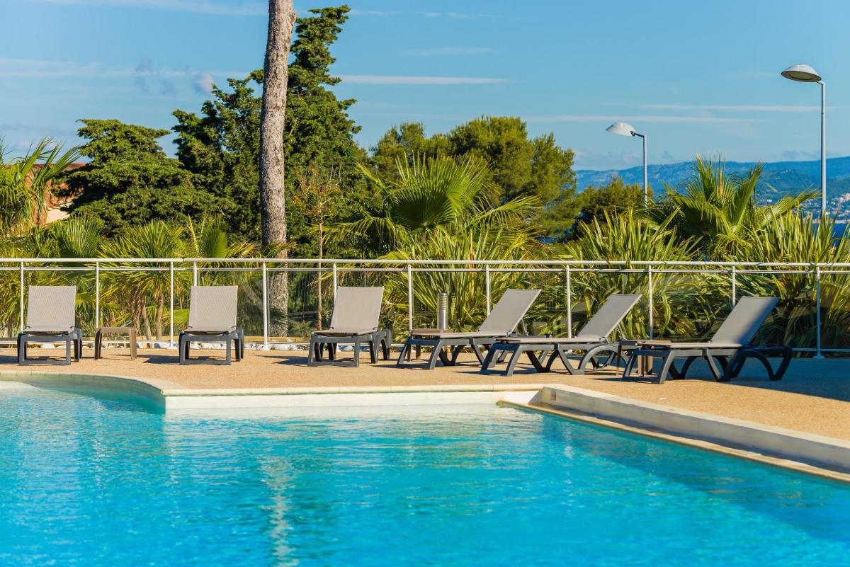 Piscine de l'établissement Lagrange Vacances Les Terrasses des Embiez ou située à proximité