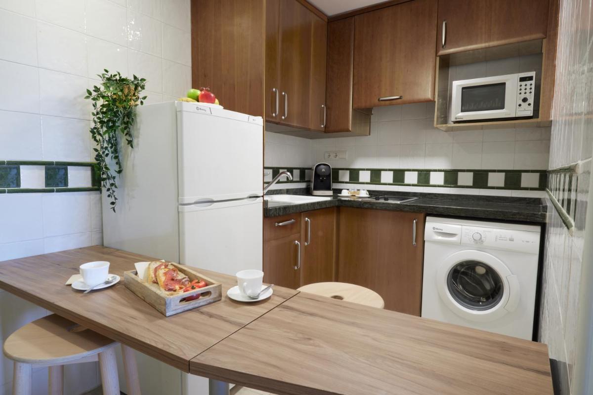 Una cocina o zona de cocina en Sunway Playa Golf & Spa Sitges