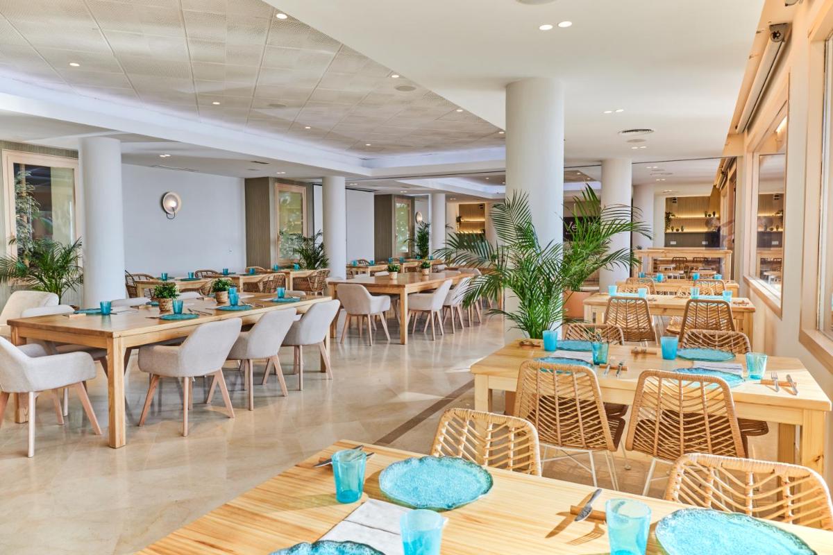 Un restaurante o sitio para comer en Sunway Playa Golf & Spa Sitges