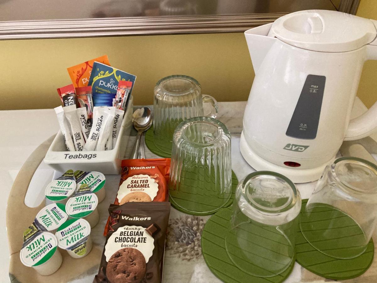 Hillcrest Bed & Breakfast - Housity