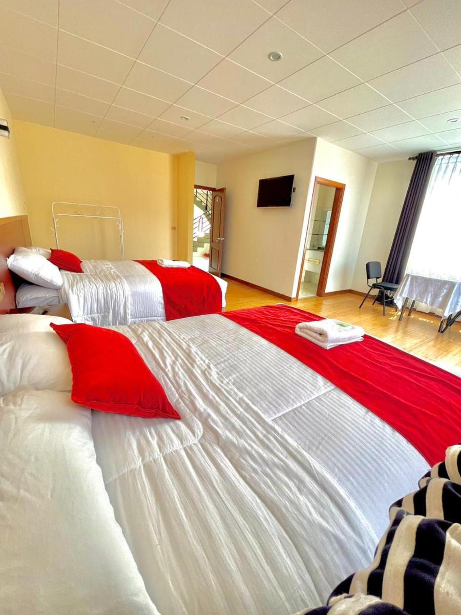 Hostal Alvasar - Housity