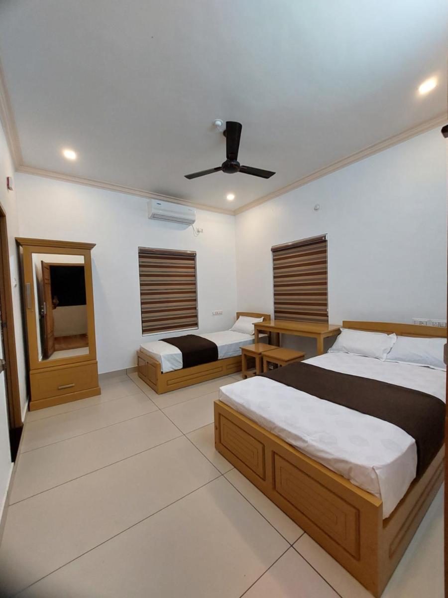 Water Gate Tourist Home and Resorts - Housity