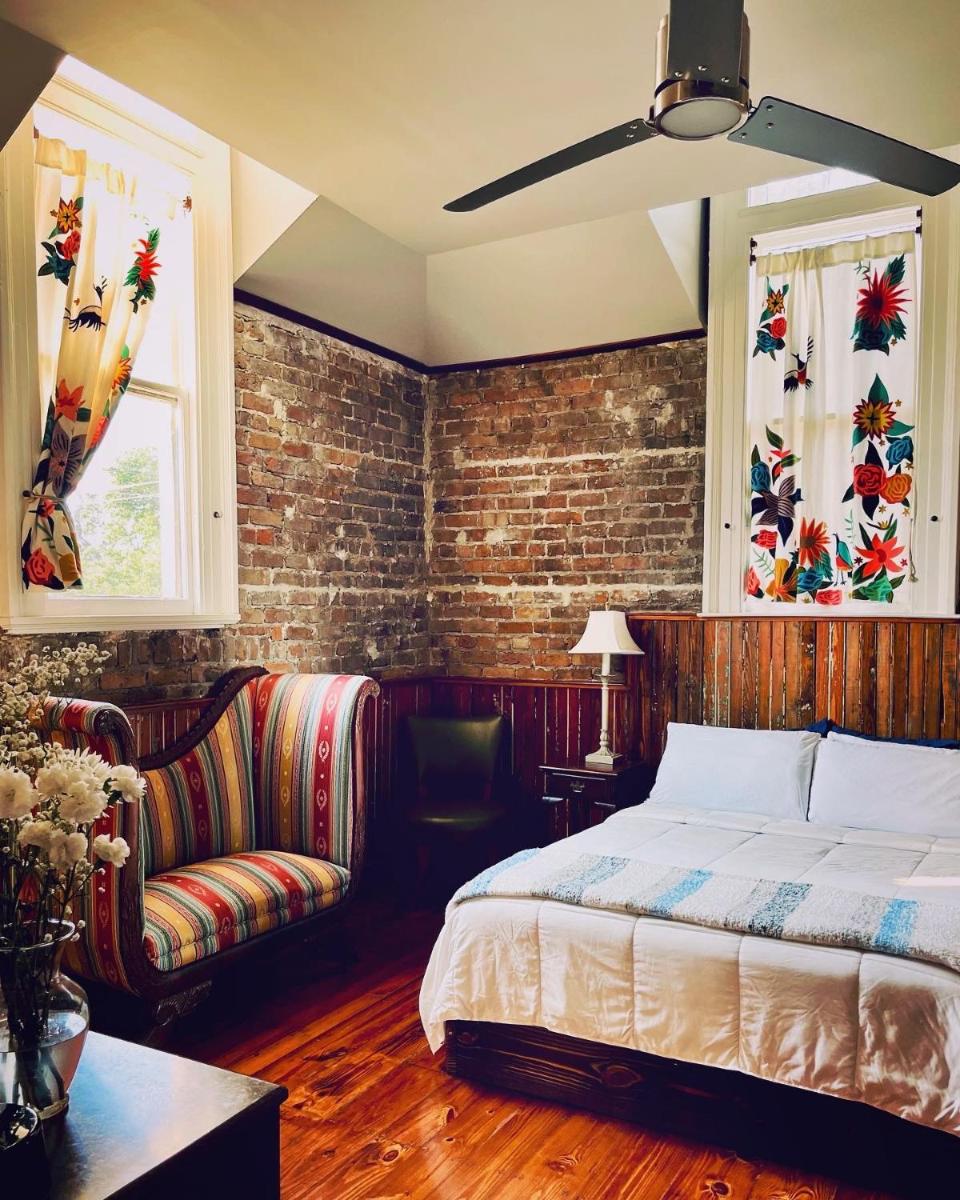 Inn at the Old Jail - Housity