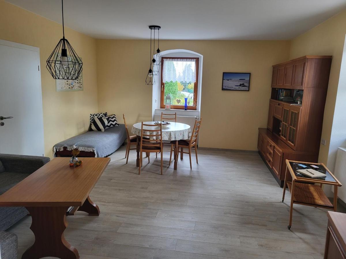 Ferienwohnung Am Wasserturm mit kleinem Bauernhof - Housity