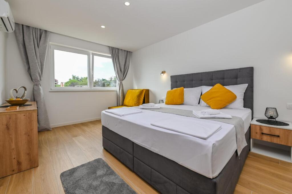 Boutique Hotel IVY'Z - Housity