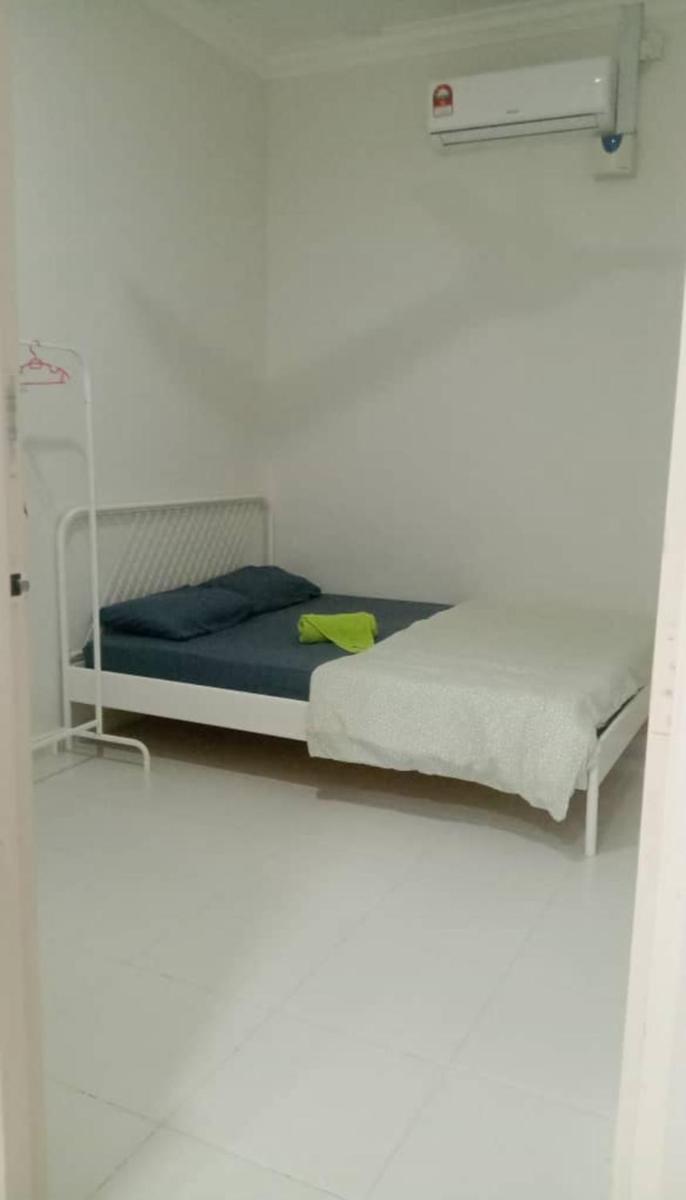 Homestay Taman Tiara Paka - Housity