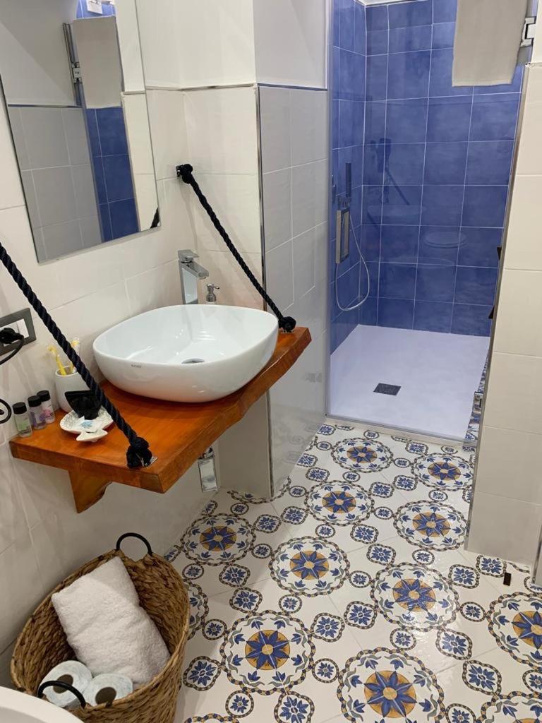 Suitetrails - BALLARÒ ROOM'S