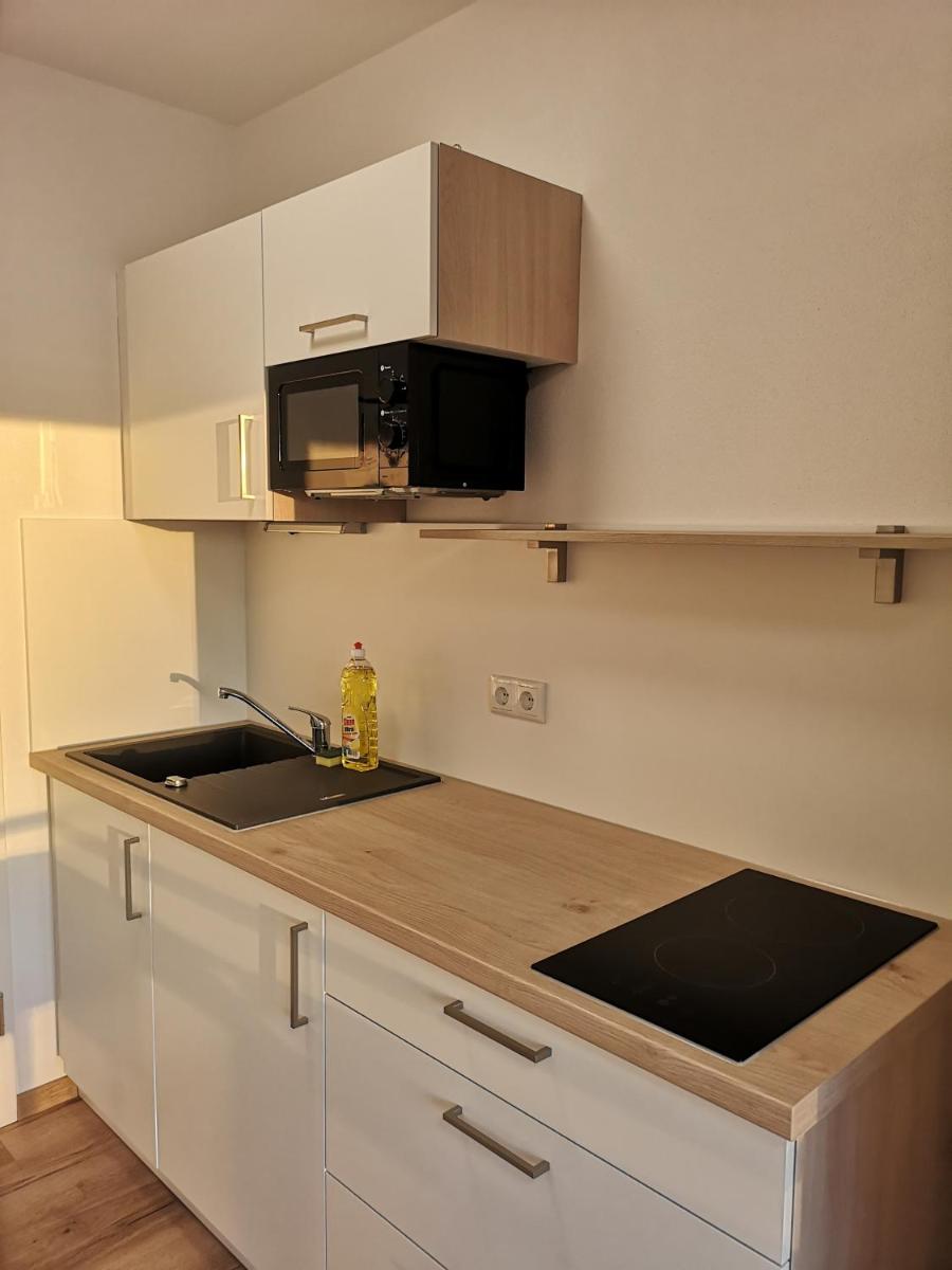 Modern flat, WIFI, central, calm, clean - Housity