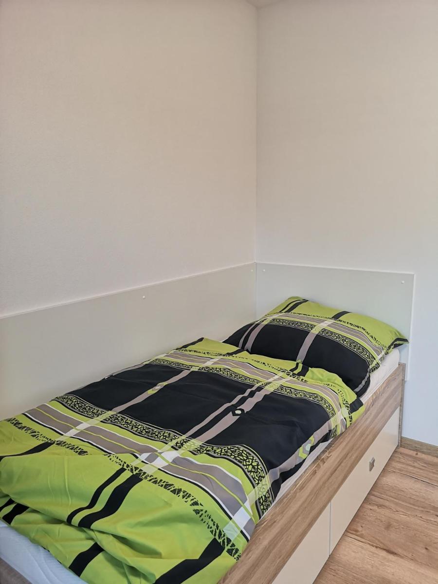 Modern flat, WIFI, central, calm, clean - Housity