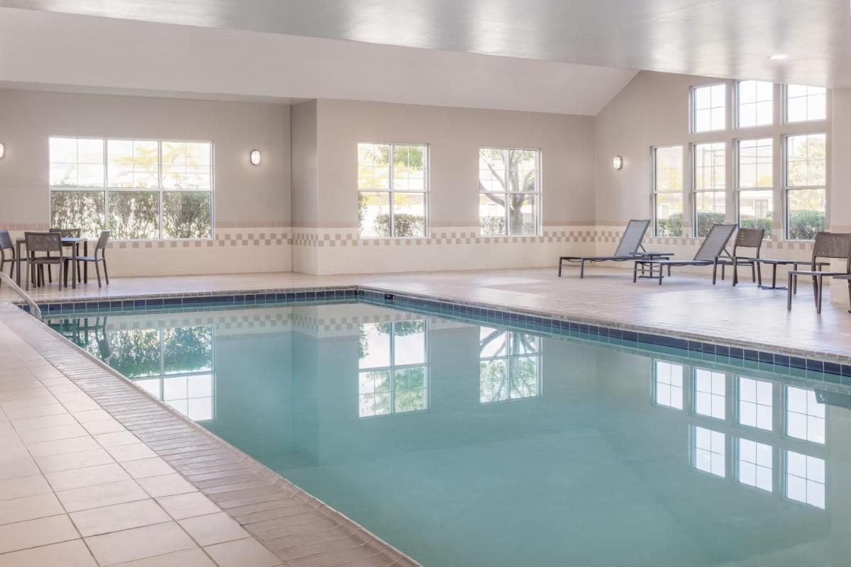 Residence Inn Providence Coventry - Housity
