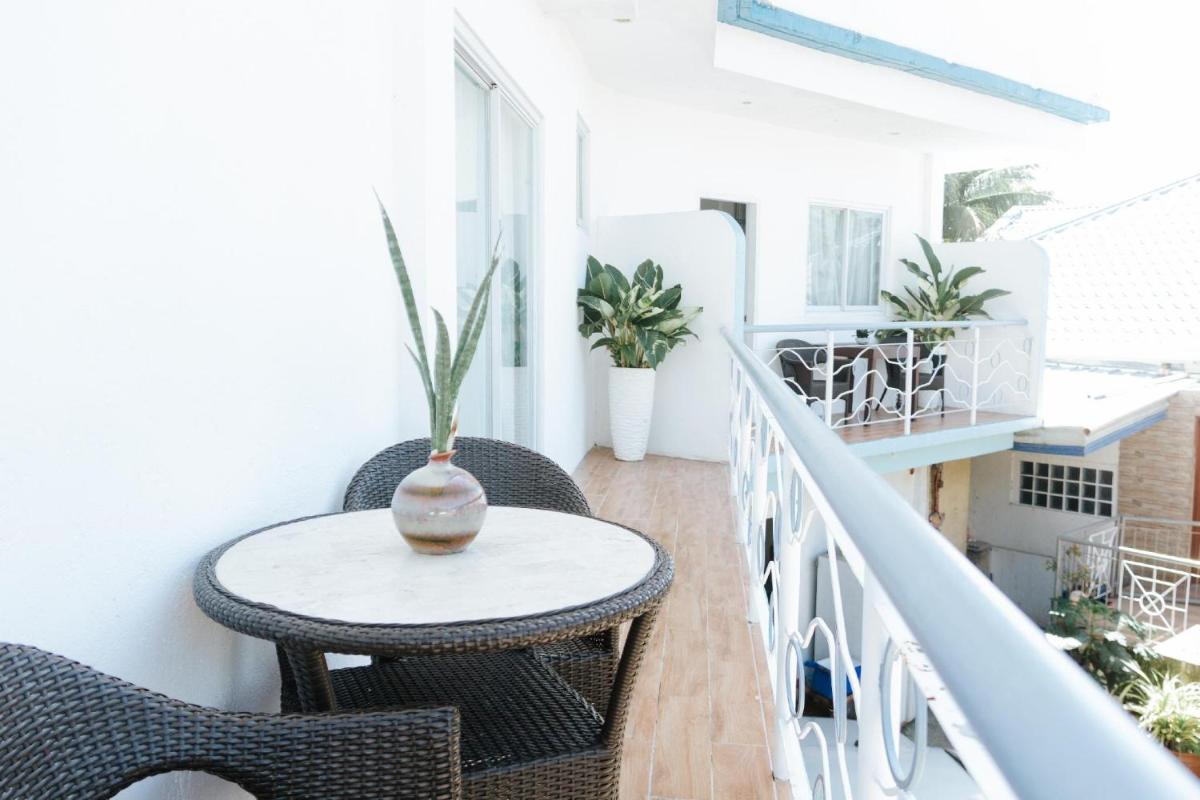 Marina Breeze Resort - Housity