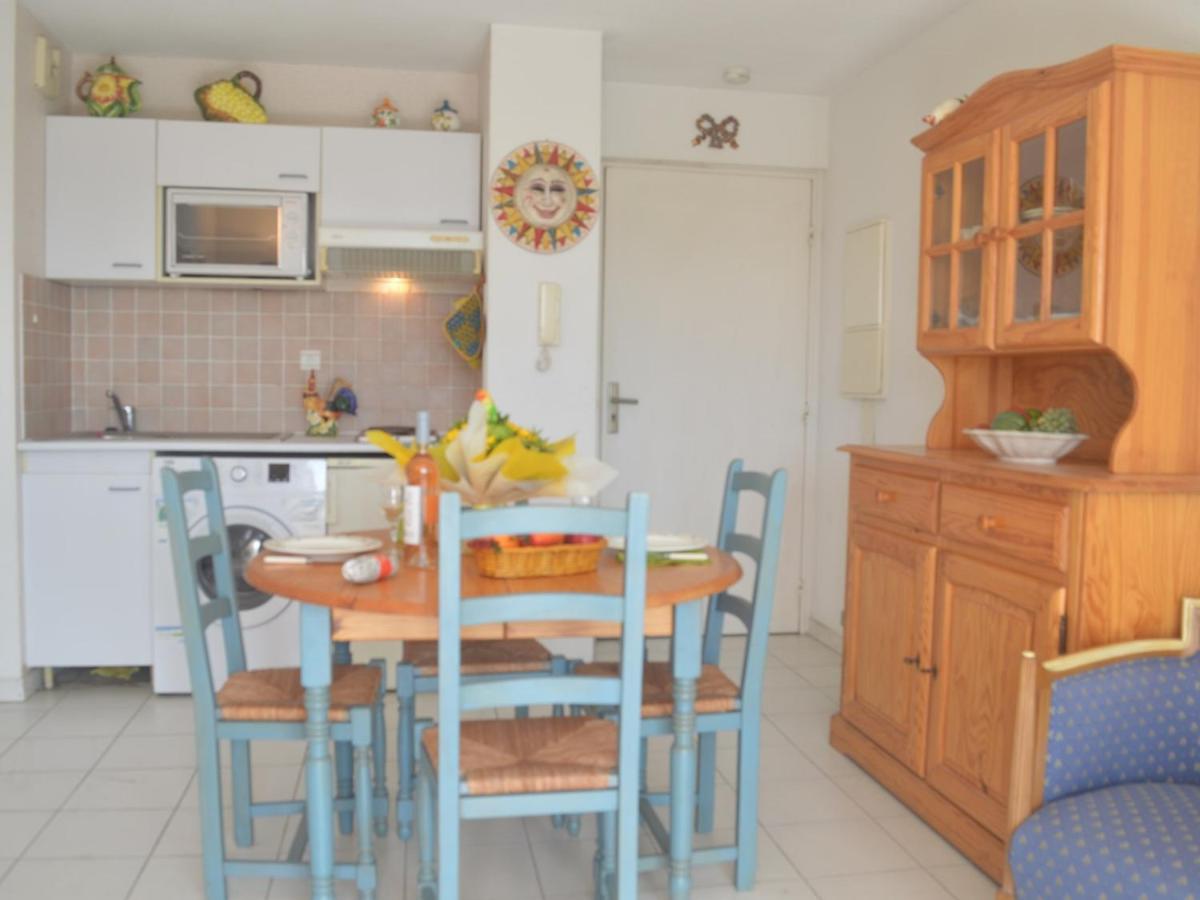 Appartement à Fréjus avec terrasse et ménage inclus - FR-1-226A-66 - Housity