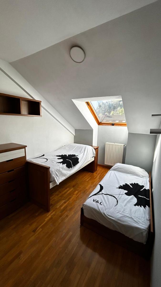 Vivienda Falda del Monsacro - Housity