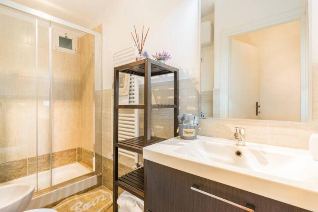 DaLu Florence apartment Lucilla - private car park 15 minutes to the city center - Hizvo