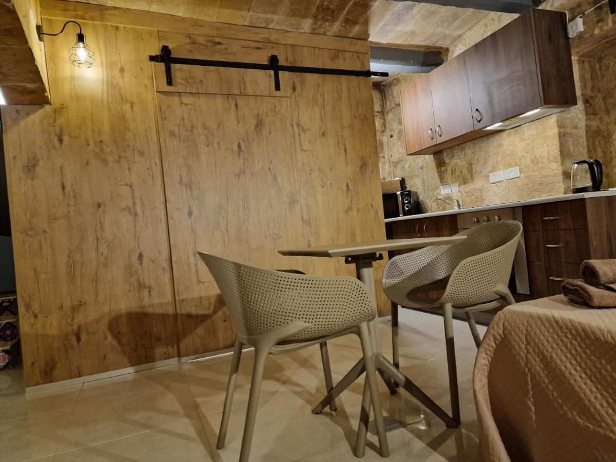 Renovated 16th Century House in Valletta - Housity