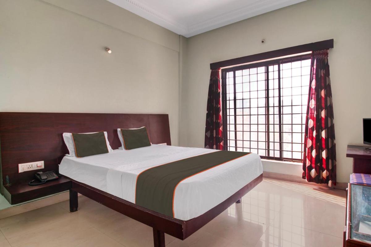 Hotel Partha International - Housity