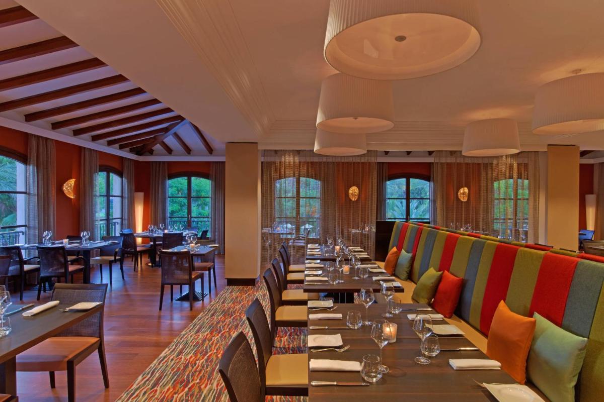 Un restaurante o sitio para comer en Sheraton Mallorca Arabella Golf Hotel
