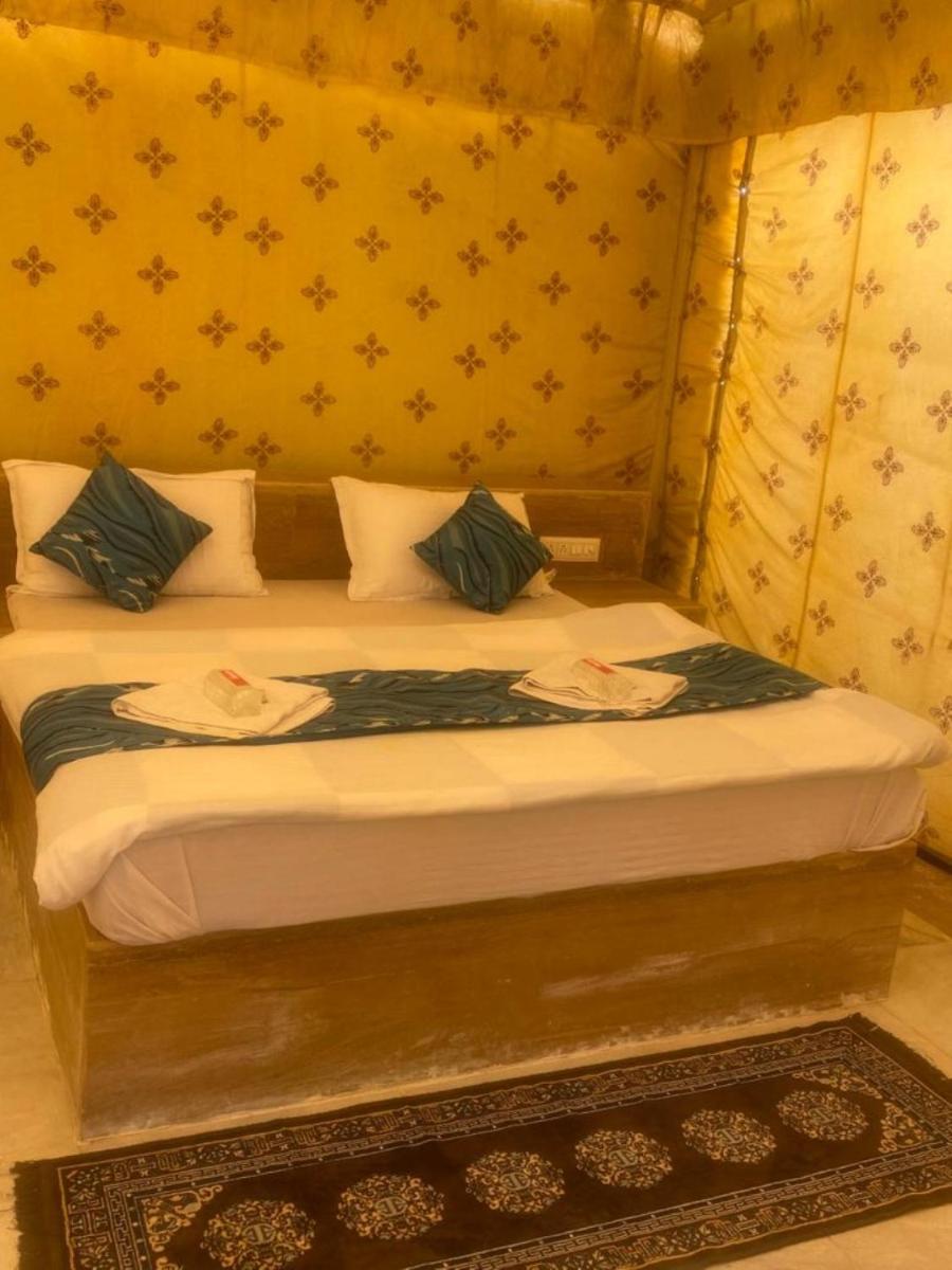 The Taj of Desert - Housity