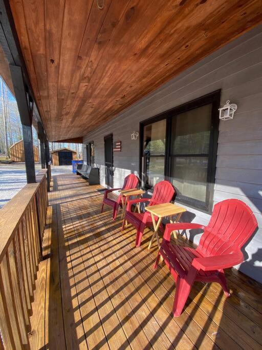 3BR, 1.5BA Perfect Location in Red River Gorge! - Housity