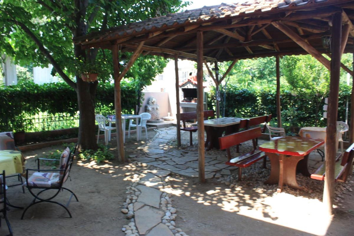 Sunray Studios - Housity