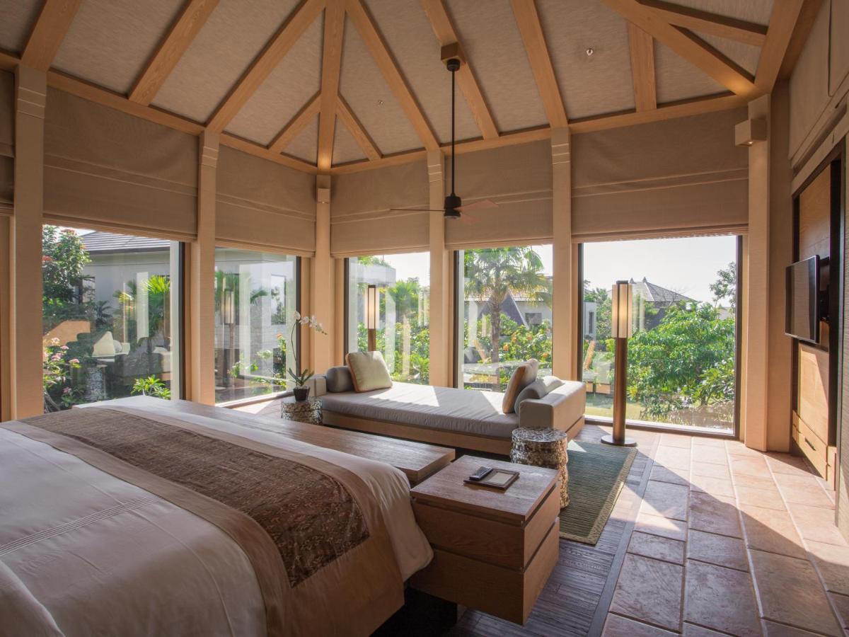 The Ritz-Carlton Bali - Housity