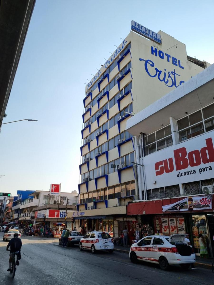 Hotel Cristal - Housity
