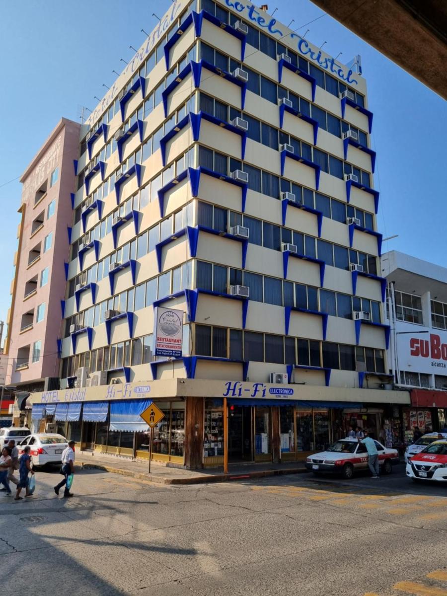Hotel Cristal - Housity