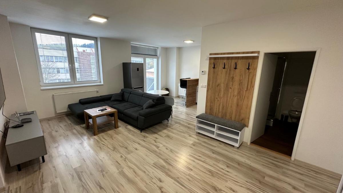 2 room Apartment with balcony - Housity