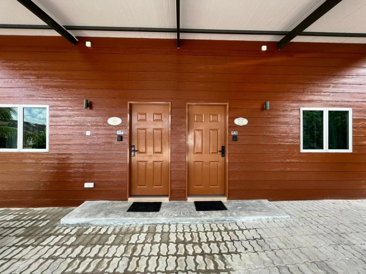 Raintown Cottage - Housity