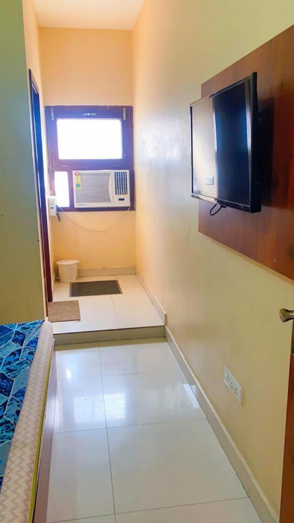 MGHROOMS - Housity