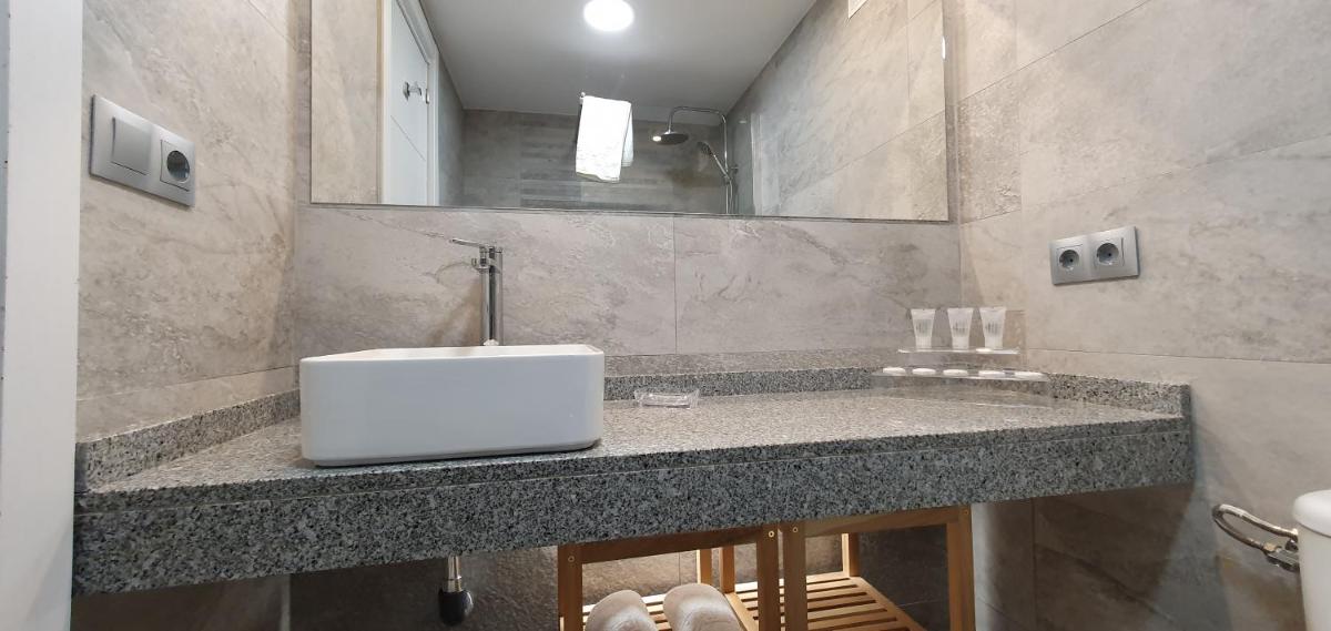 Benal Beach Apartment - Housity