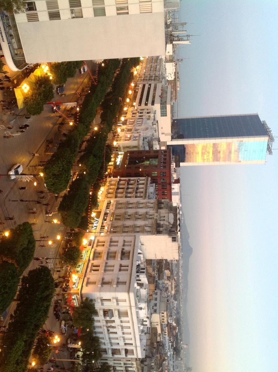 El Hana International - Housity