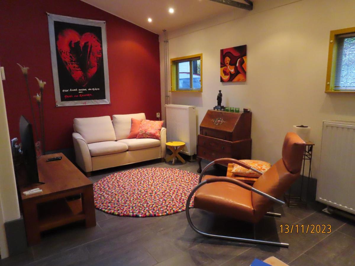 Vakantiehuis Onder de Peppel met sauna en jacuzzi - Housity